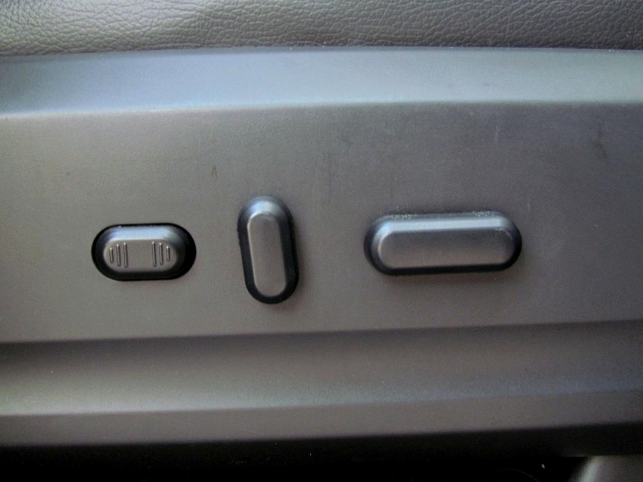 Ford Expedition Limited 4D SUV RWD 2014