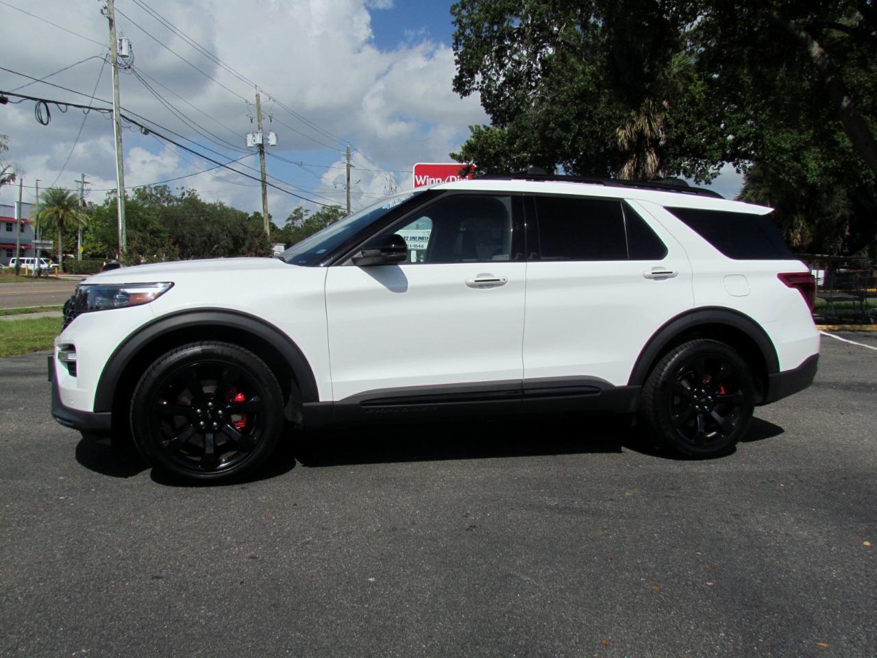 Ford Explorer ST 4D SUV 4WD 2022