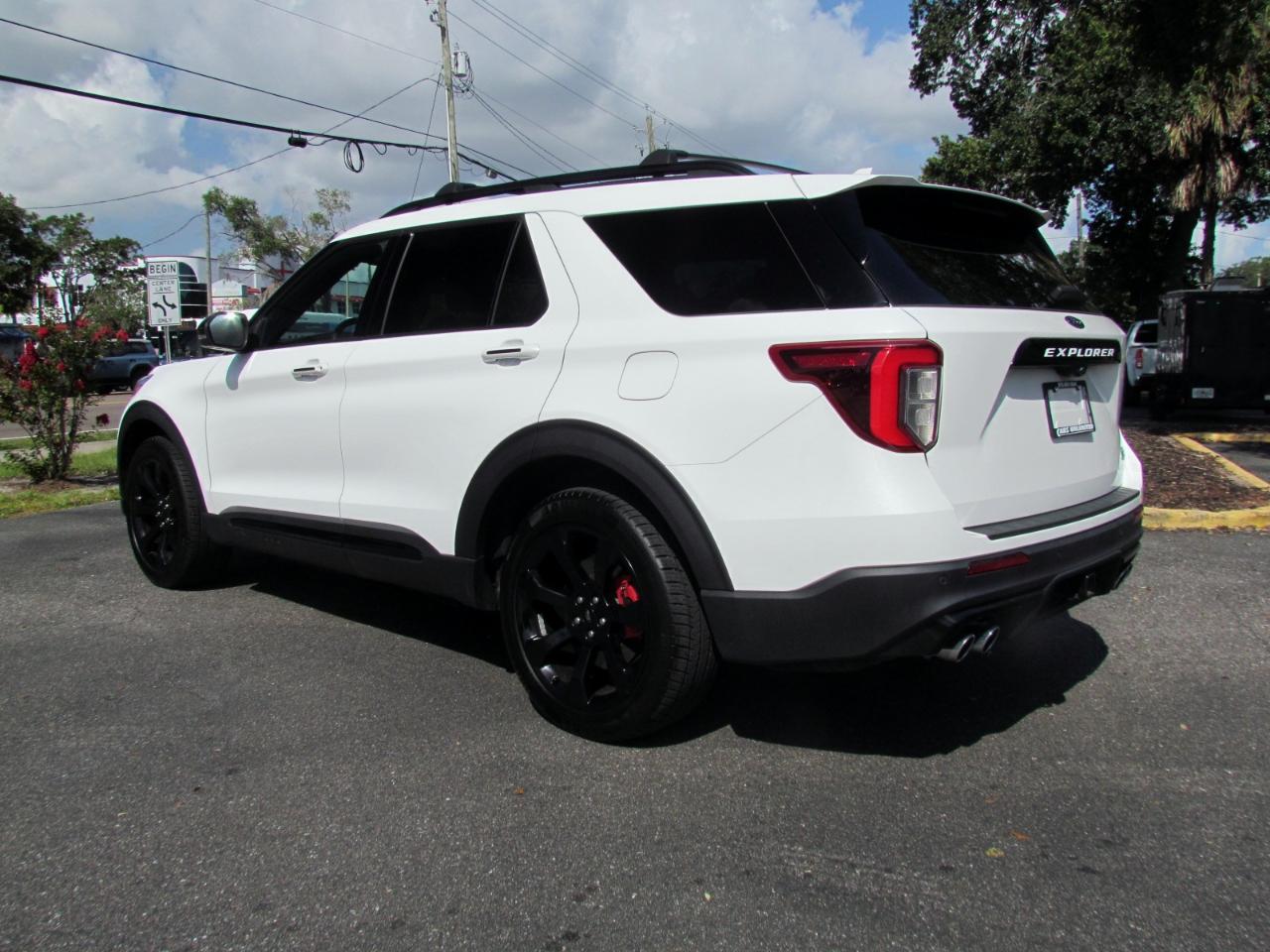 Ford Explorer ST 4D SUV 4WD 2022