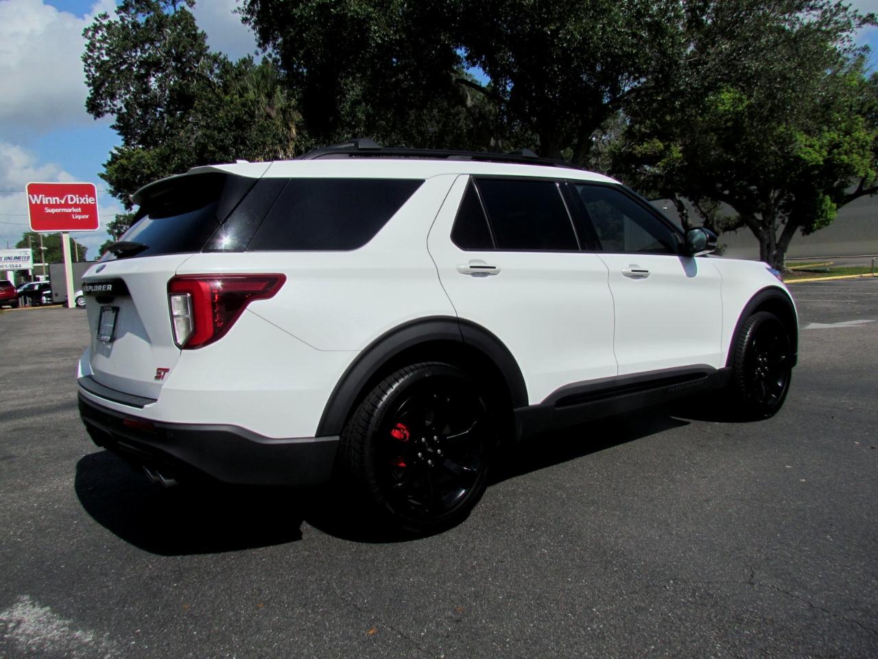 Ford Explorer ST 4D SUV 4WD 2022
