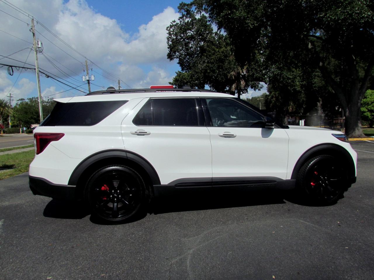 Ford Explorer ST 4D SUV 4WD 2022