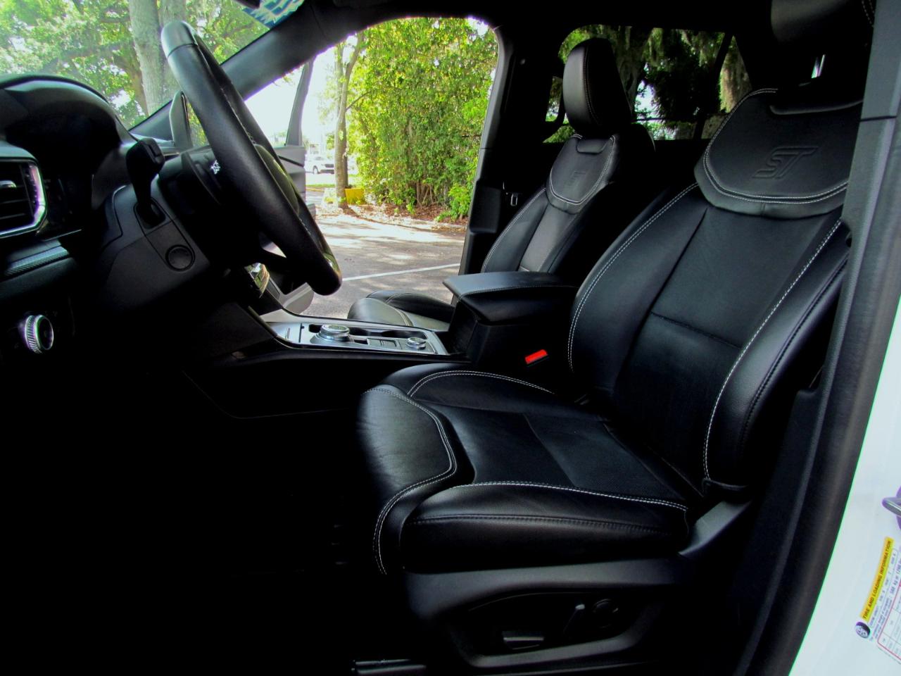 Ford Explorer ST 4D SUV 4WD 2022