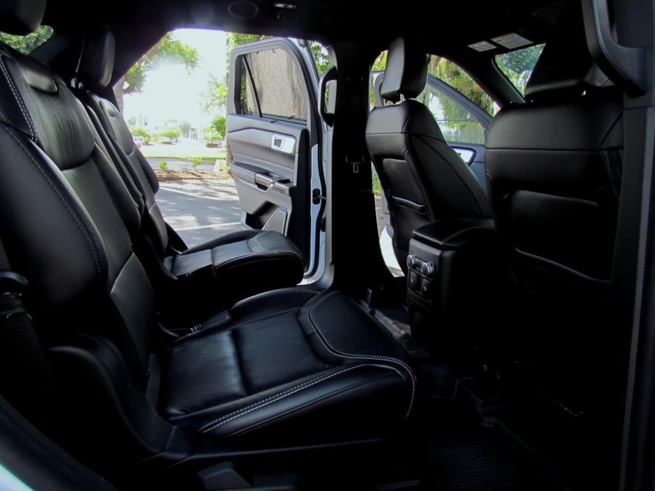 Ford Explorer ST 4D SUV 4WD 2022