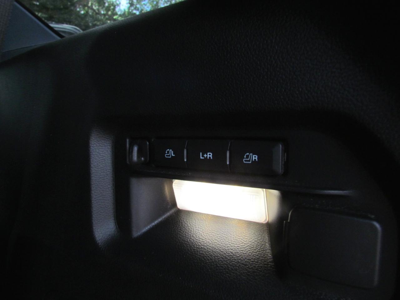 Ford Explorer ST 4D SUV 4WD 2022