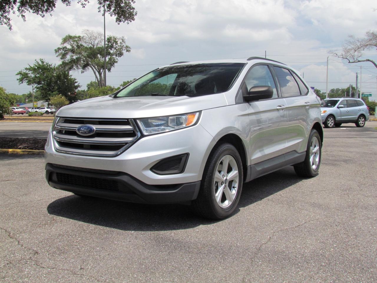 Ford Edge SE 4D SUV FWD 2018