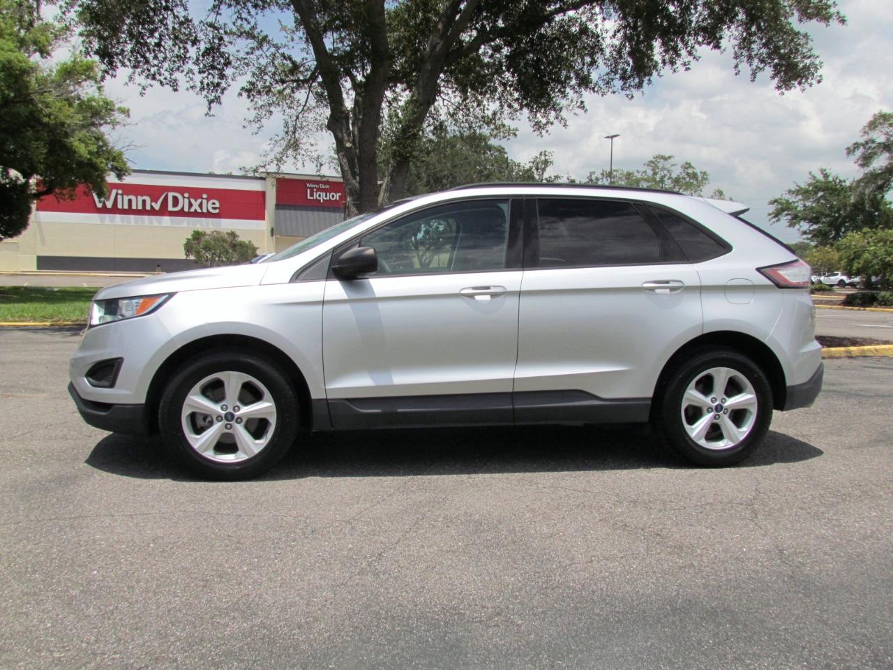 Ford Edge SE 4D SUV FWD 2018