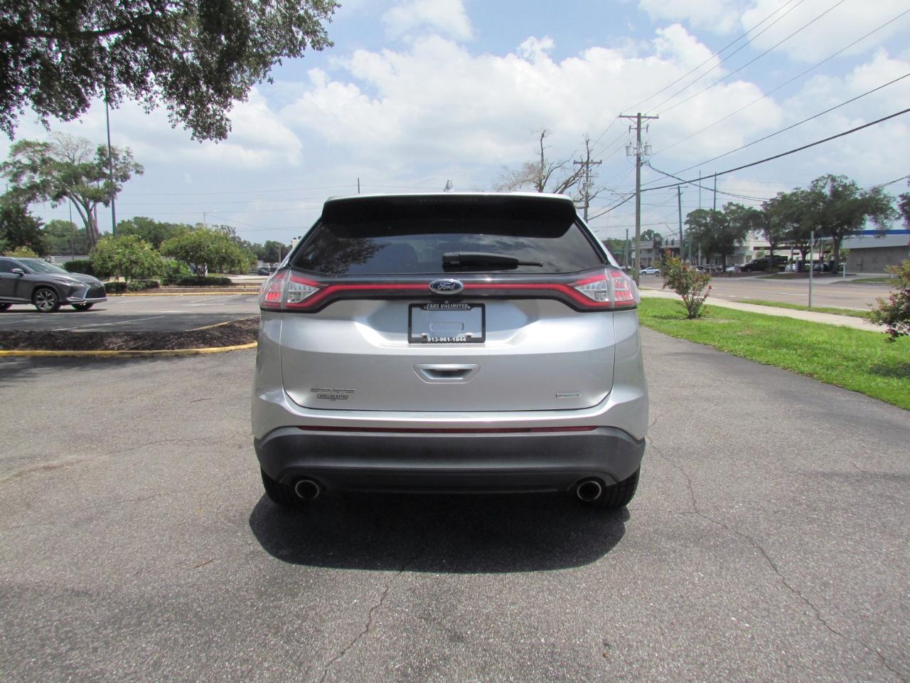 Ford Edge SE 4D SUV FWD 2018