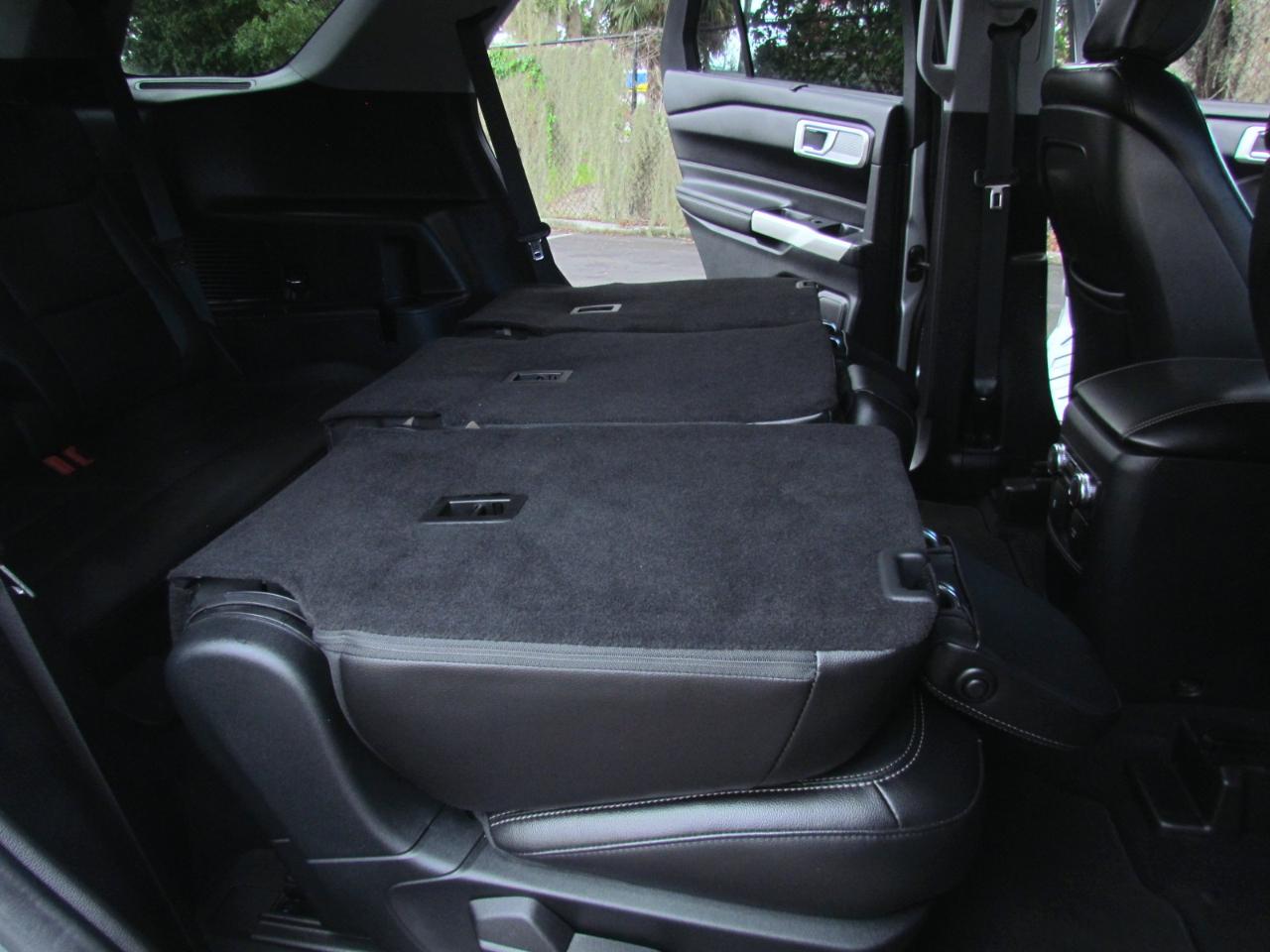Ford Explorer Limited 4D SUV RWD 2020