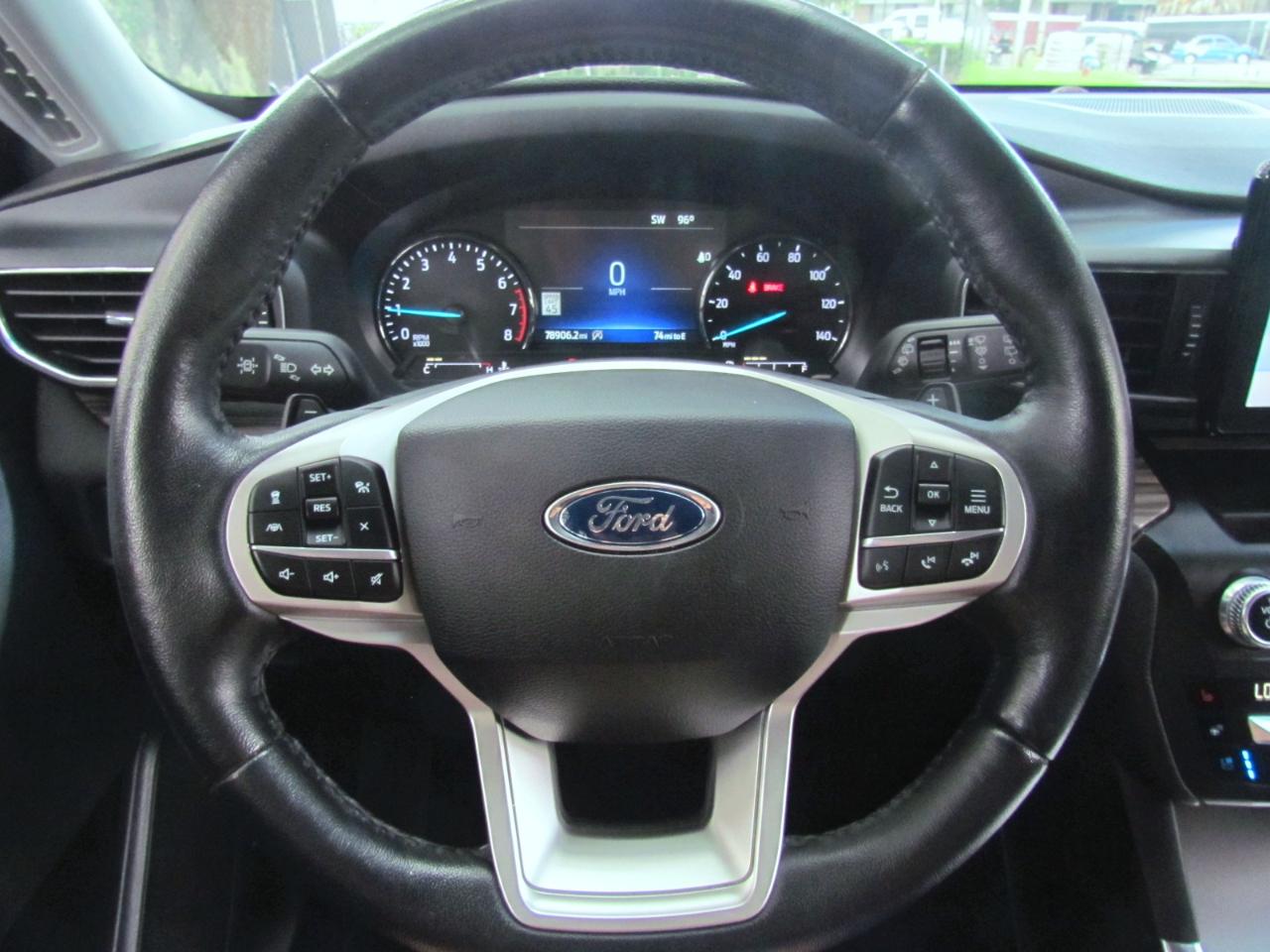 Ford Explorer Limited 4D SUV RWD 2020