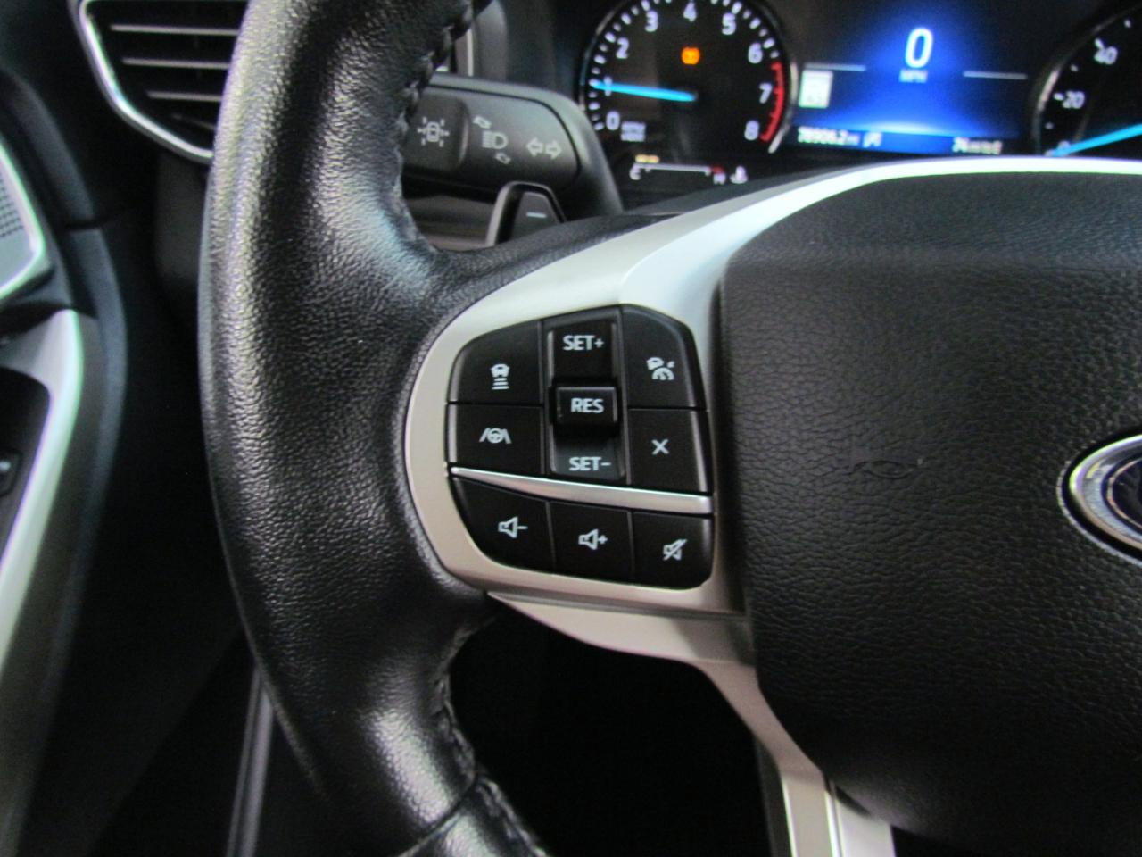 Ford Explorer Limited 4D SUV RWD 2020