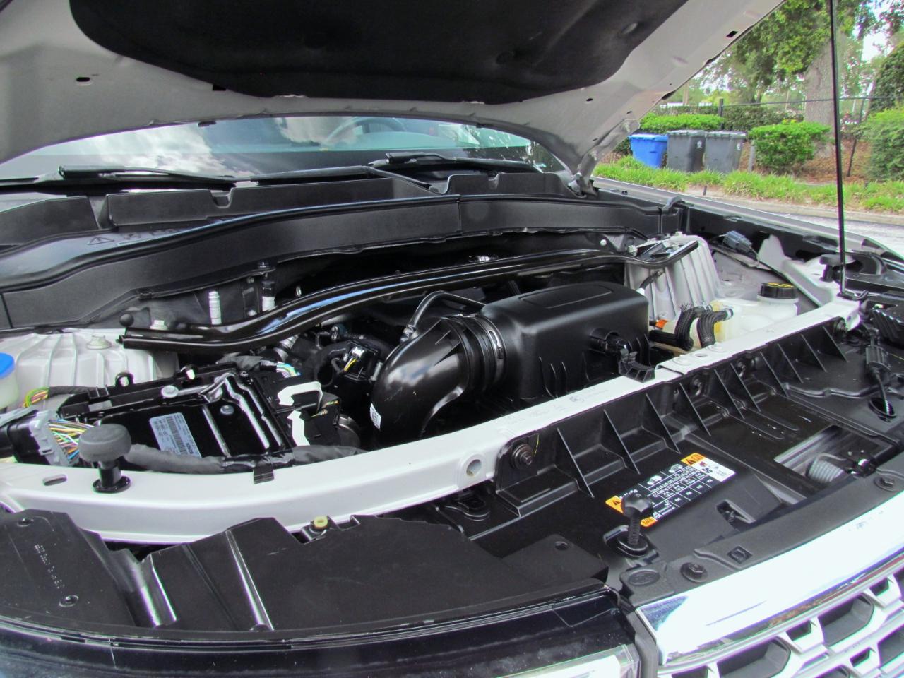 Ford Explorer Limited 4D SUV RWD 2020
