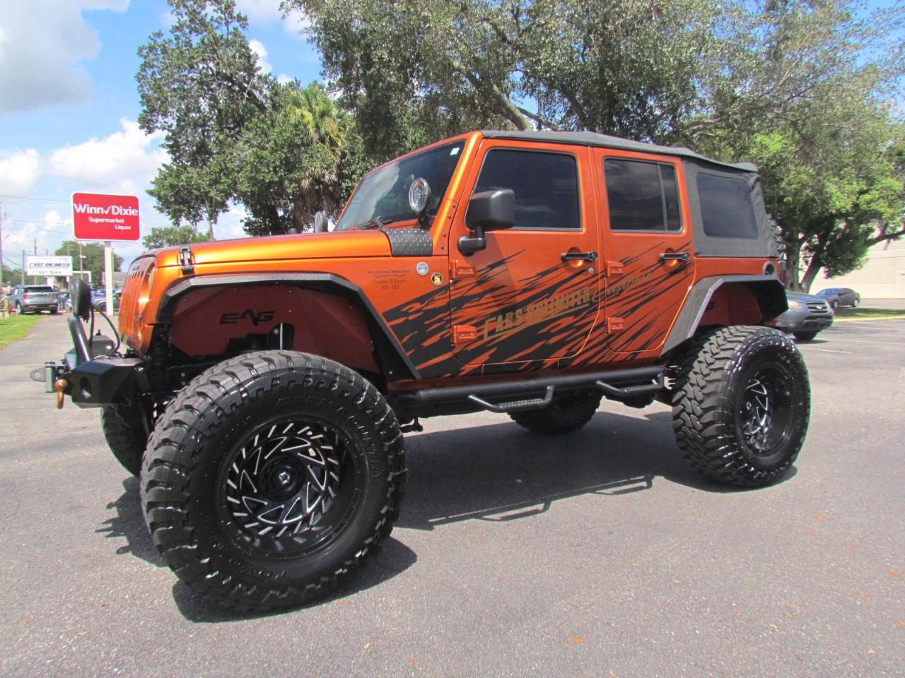 Jeep Wrangler Unlimited Sport 4D SUV 4WD 2011