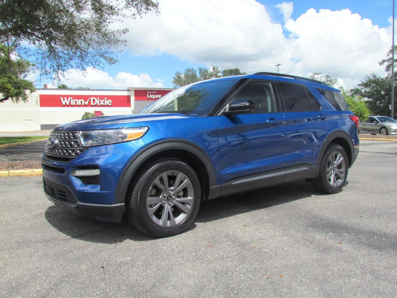 Ford Explorer XLT 4D SUV RWD 2022