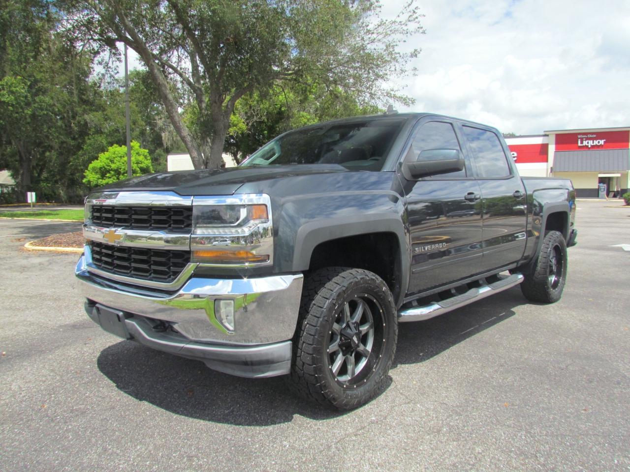 Chevrolet Silverado 1500 LT Crew Cab 4WD 2017
