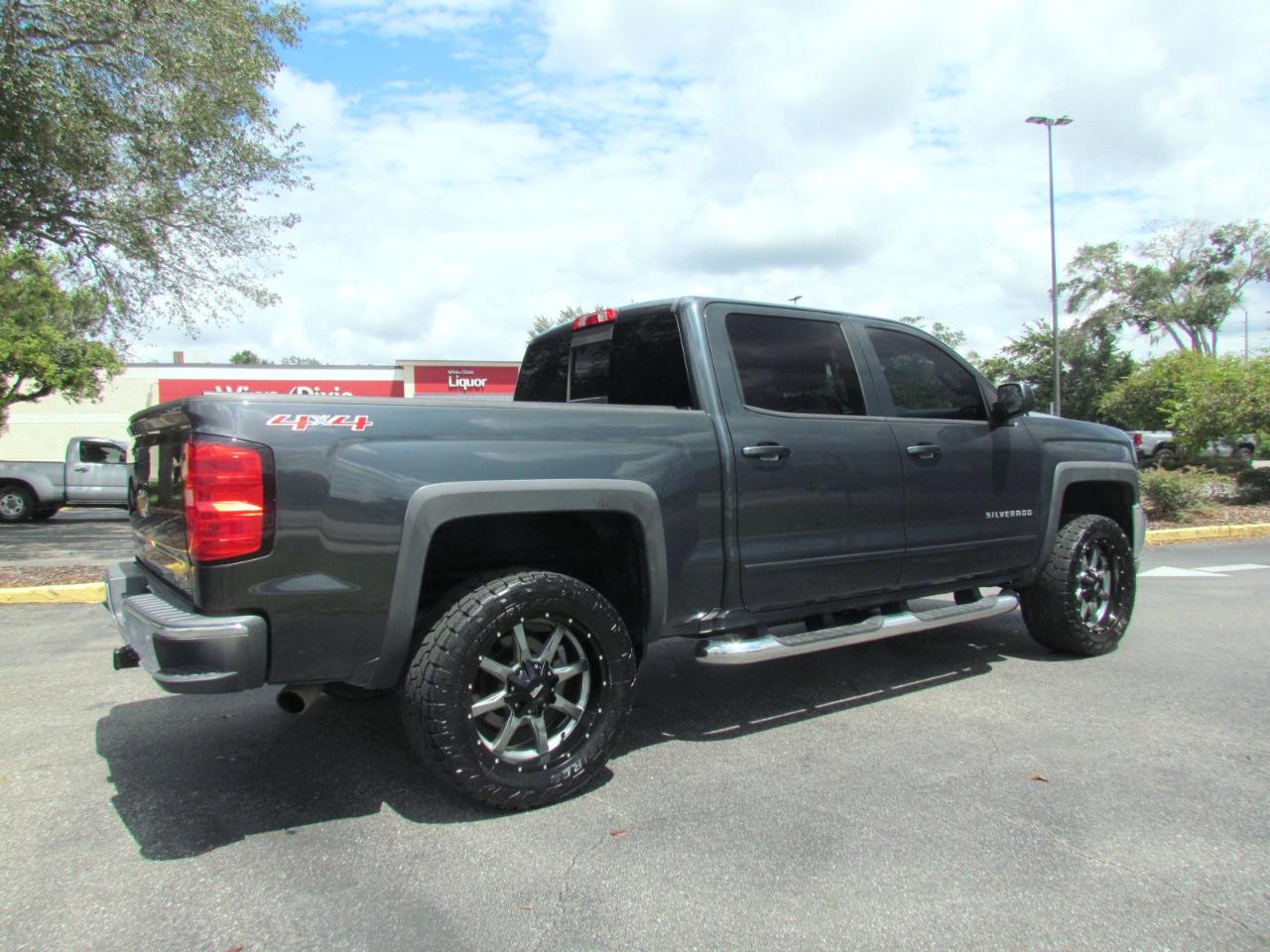 Chevrolet Silverado 1500 LT Crew Cab 4WD 2017