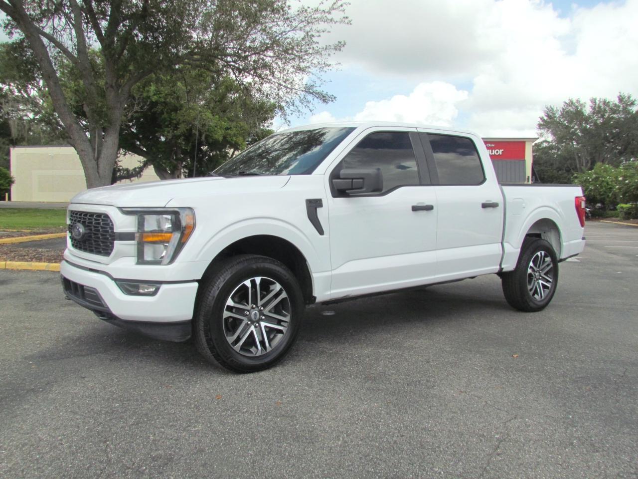 Ford F-150 XLT SuperCrew 5.5-ft. Bed 4WD 2023