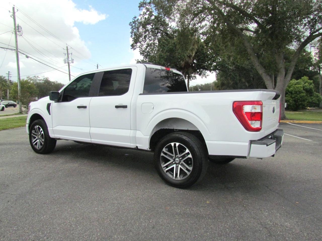 Ford F-150 XLT SuperCrew 5.5-ft. Bed 4WD 2023