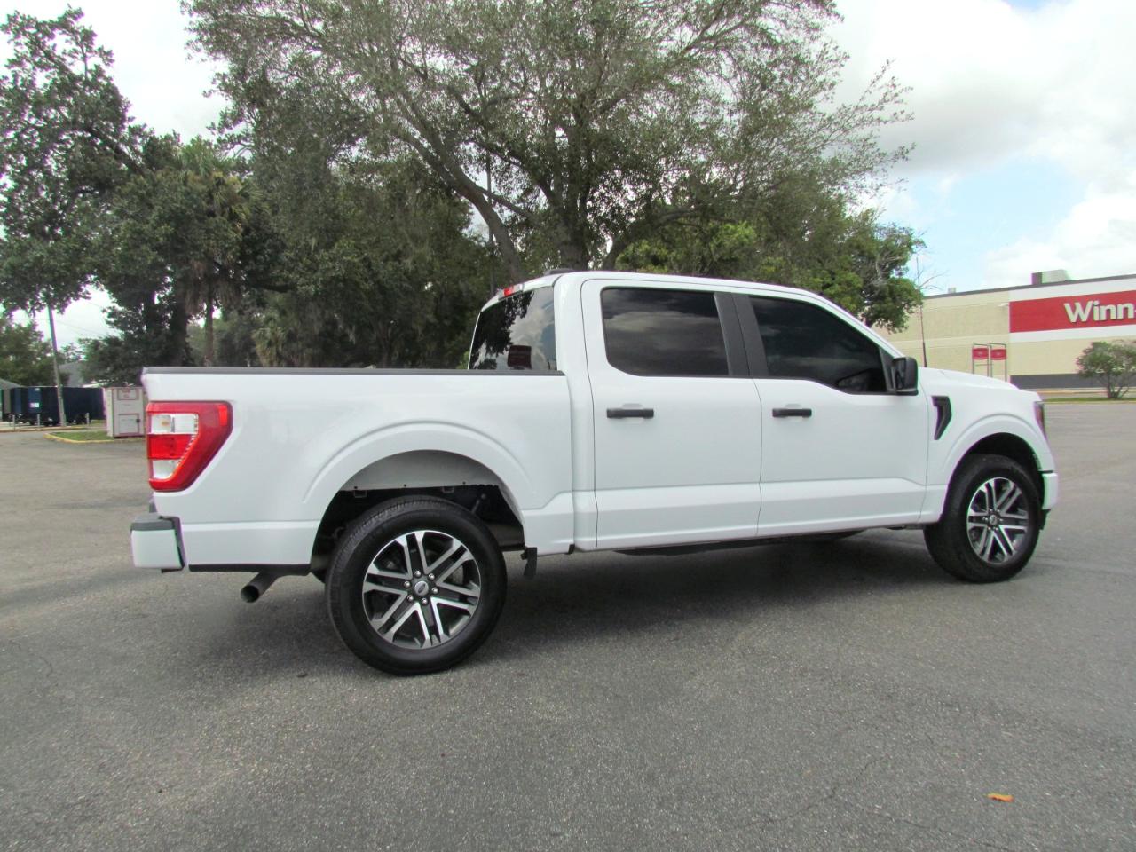 Ford F-150 XLT SuperCrew 5.5-ft. Bed 4WD 2023