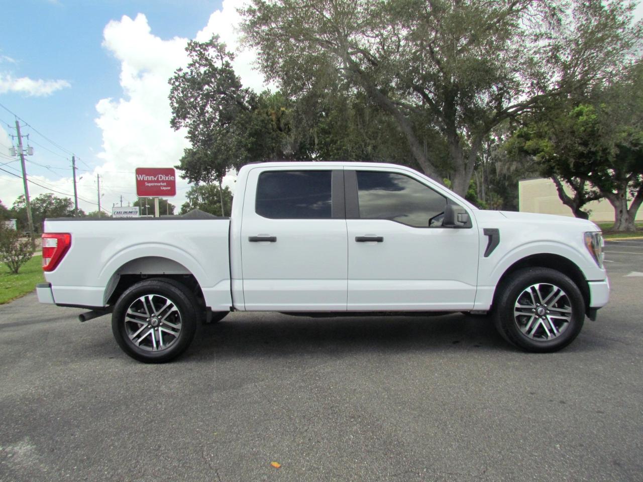 Ford F-150 XLT SuperCrew 5.5-ft. Bed 4WD 2023