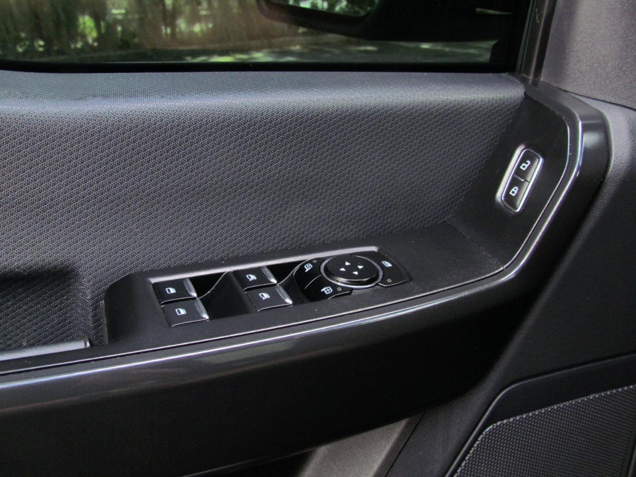 Ford F-150 XLT SuperCrew 5.5-ft. Bed 4WD 2023