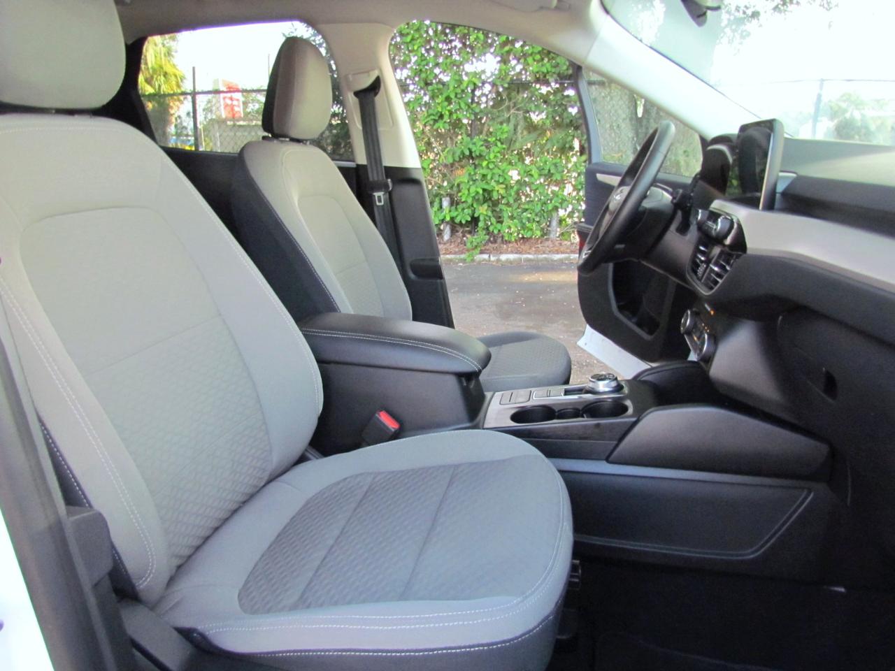 Ford Escape S 4D SUV FWD 2022