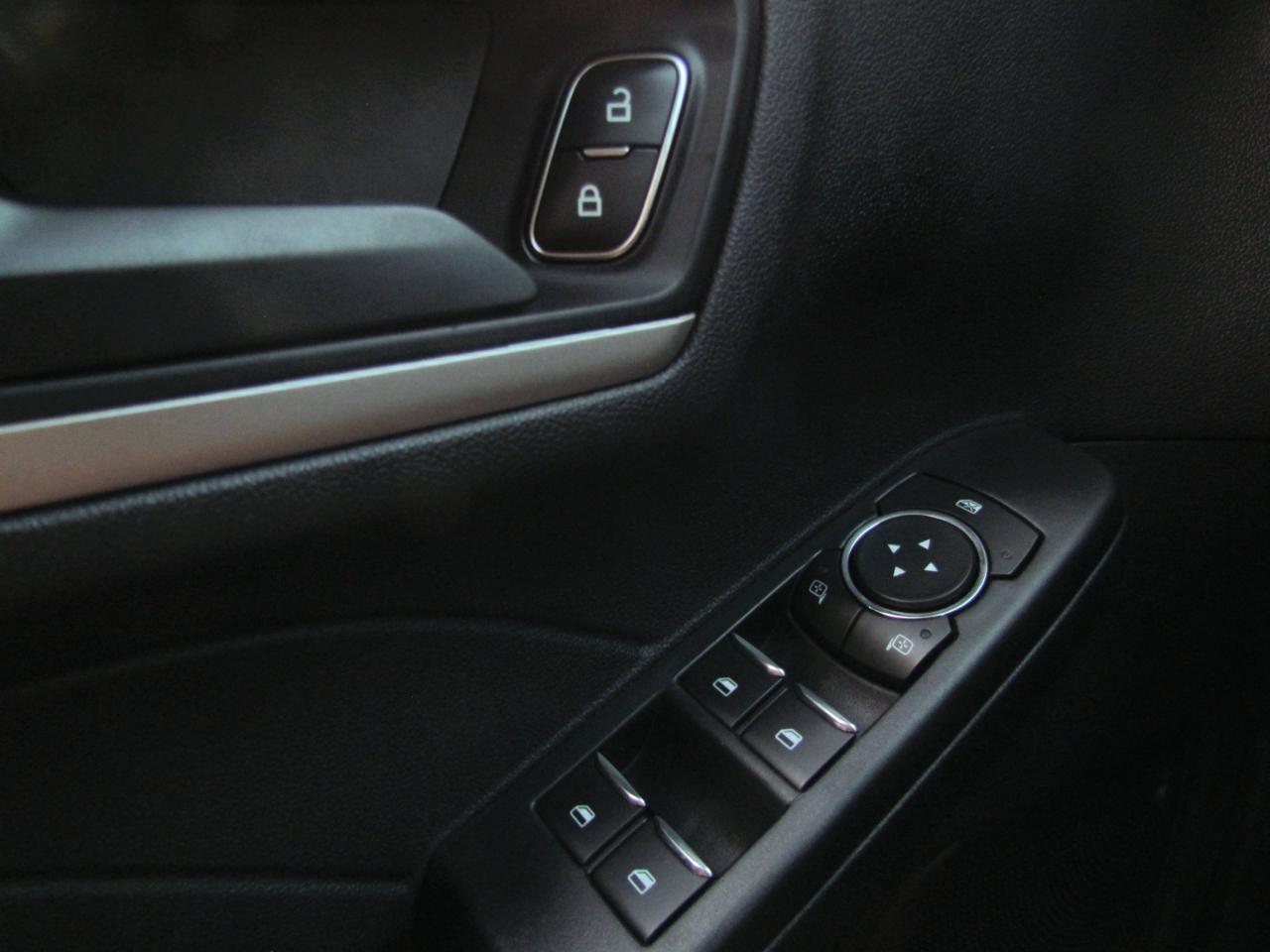 Ford Escape S 4D SUV FWD 2022