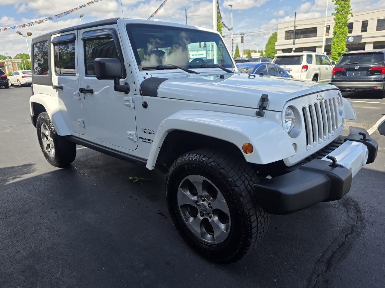 Jeep Wrangler Unlimited 4WD 4dr Sahara 2016