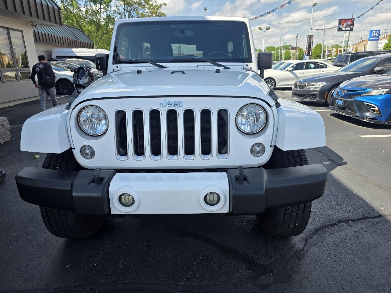 Jeep Wrangler Unlimited 4WD 4dr Sahara 2016