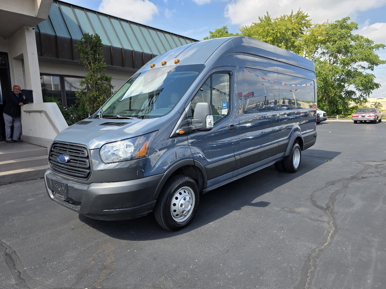 2019 Ford Transit Van photo 3