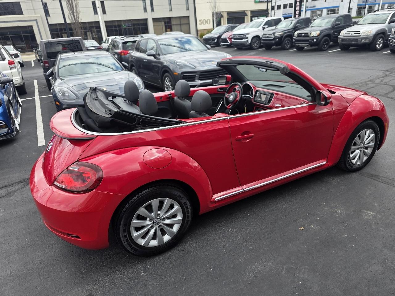 Volkswagen Beetle Convertible 2dr DSG 2.0T 2018