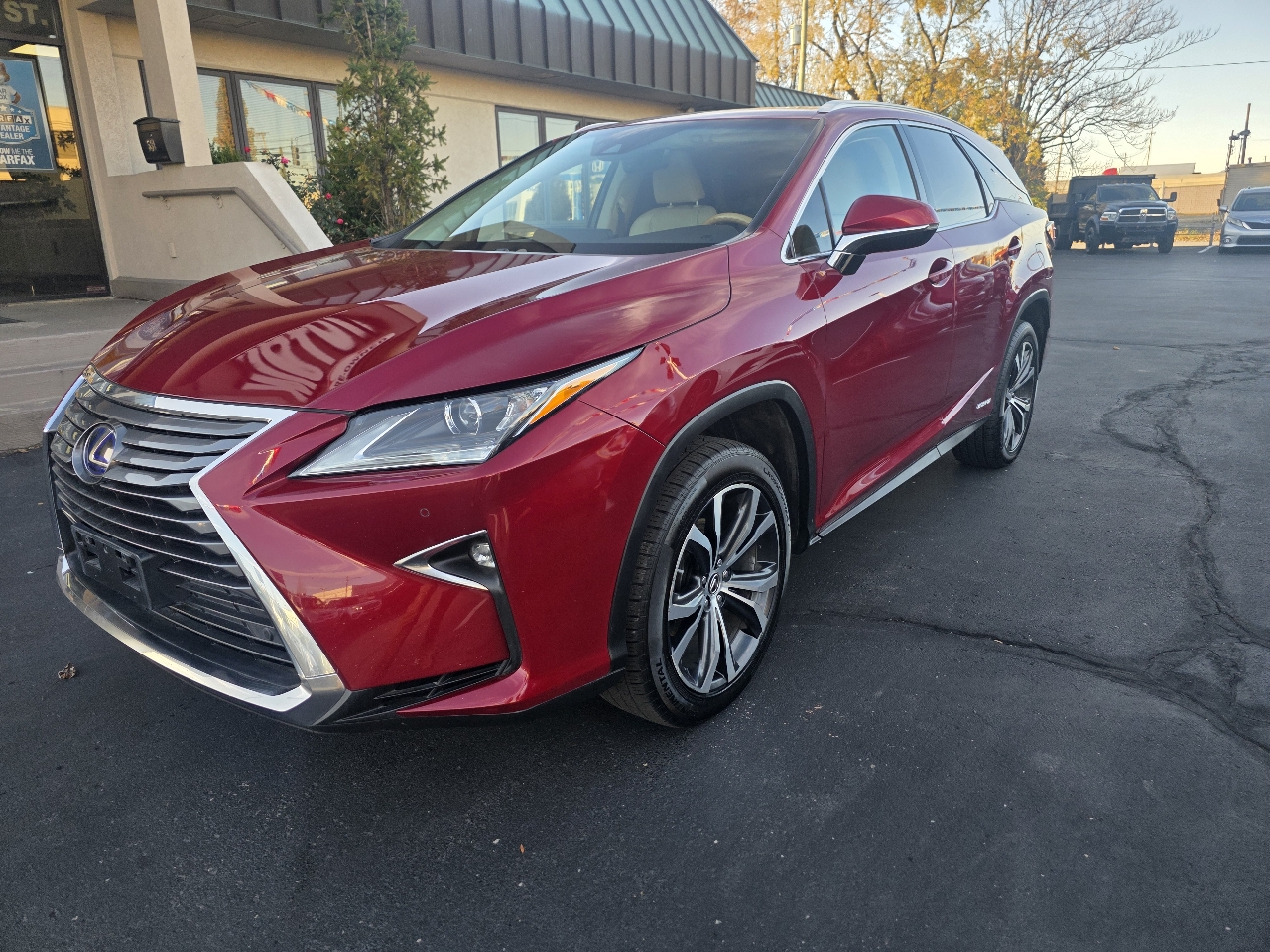 2018 Lexus RX 450hL Luxury AWD photo 3