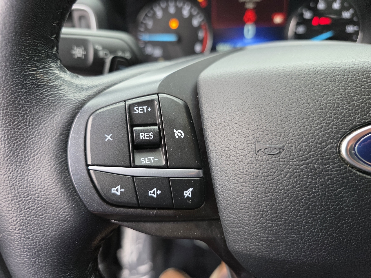 Ford Explorer XLT 4WD 2020