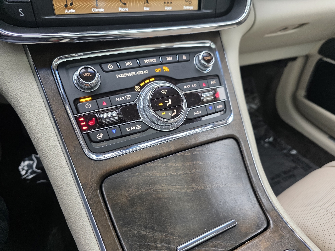 Lincoln Continental Select AWD 2017