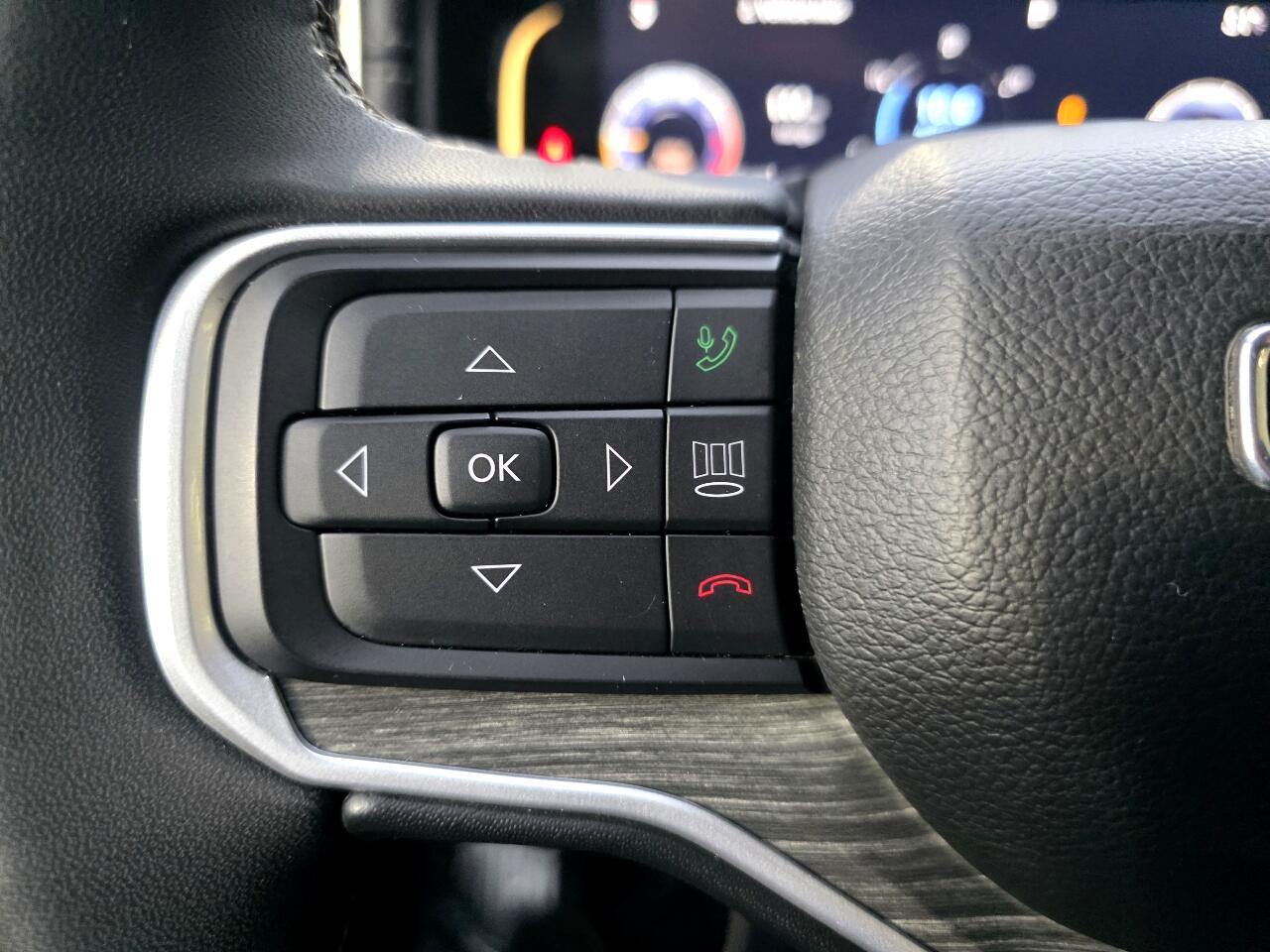 Jeep Wagoneer L Series III 4x2 2023