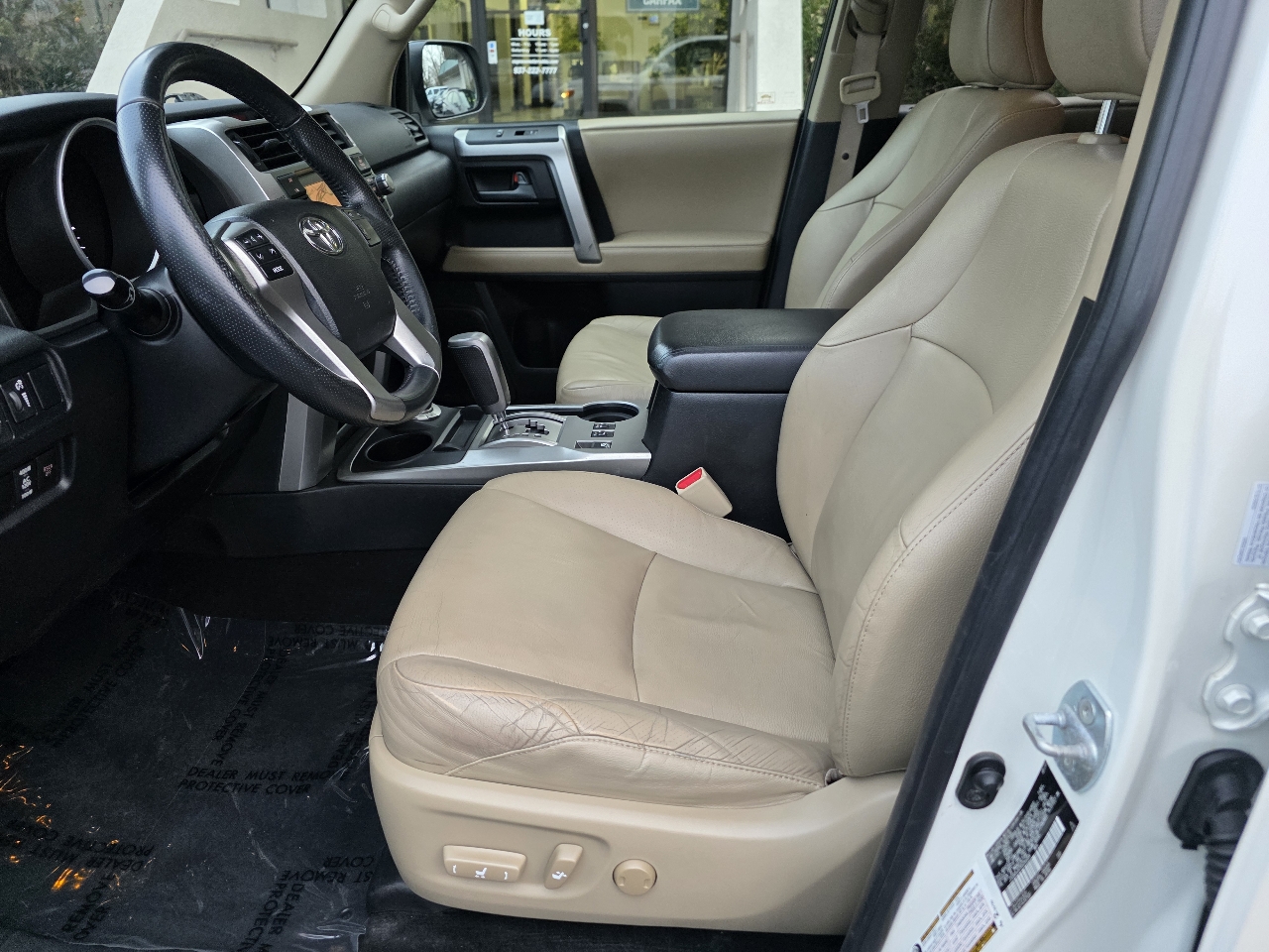 Toyota 4Runner 4WD 4dr V6 Limited (Natl) 2011