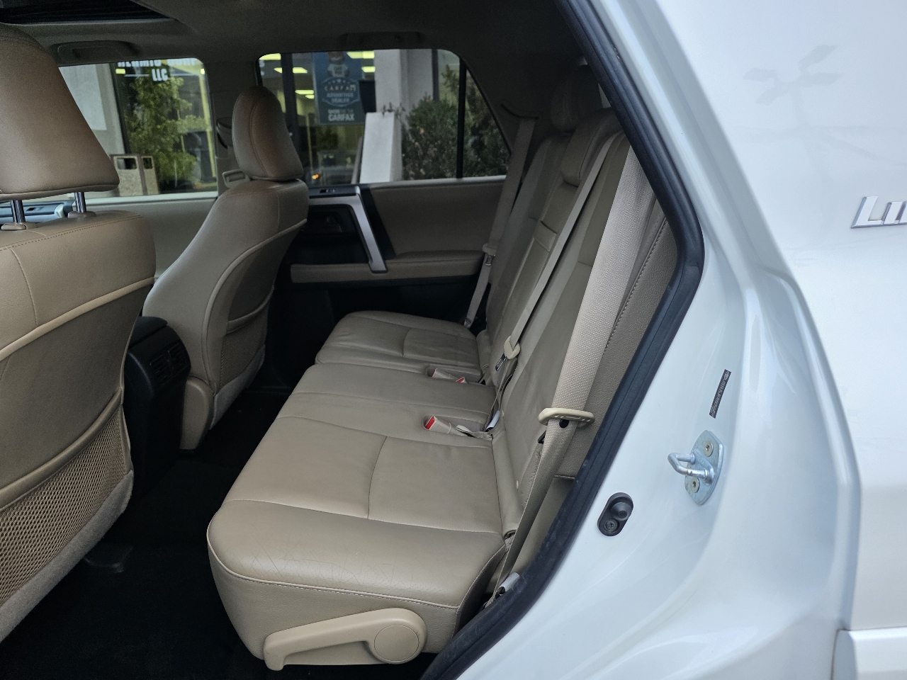 Toyota 4Runner 4WD 4dr V6 Limited (Natl) 2011