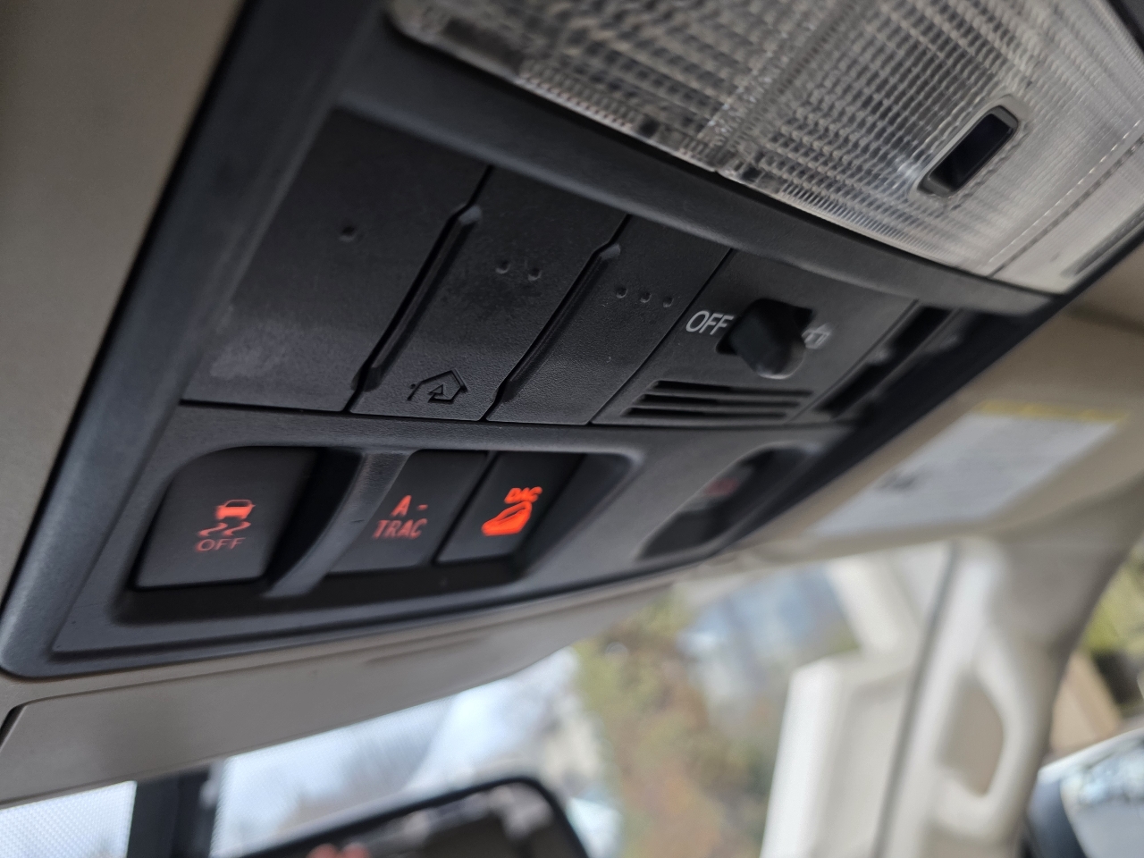 Toyota 4Runner 4WD 4dr V6 Limited (Natl) 2011