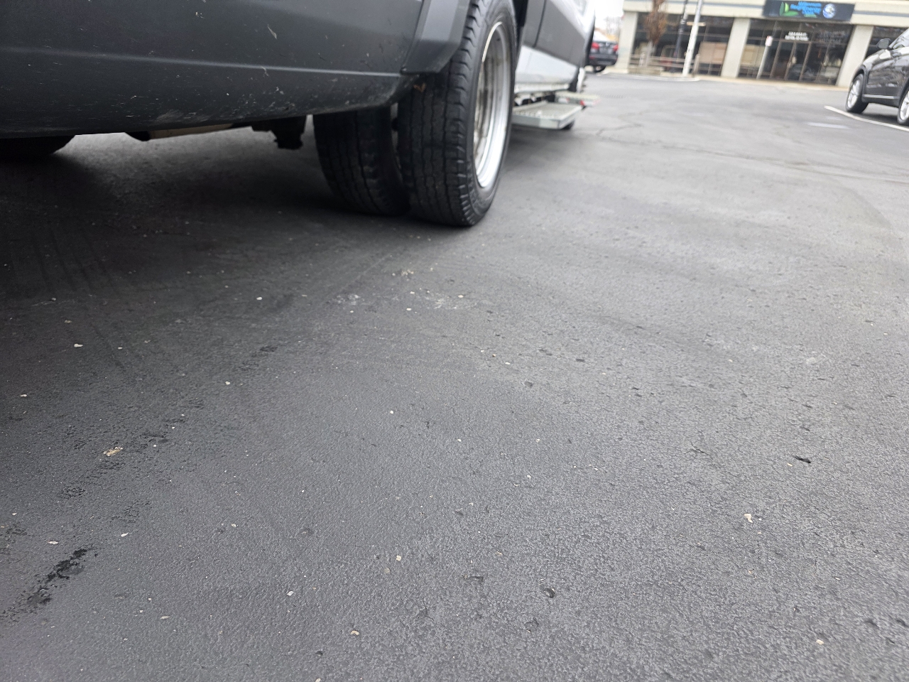 Ford Transit Wagon T-350 148" EL High Roof XL Sliding RH Dr DRW 2017