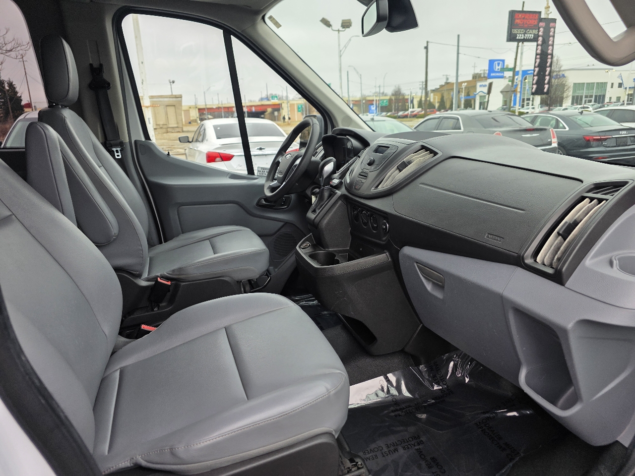 Ford Transit Wagon T-350 148" EL High Roof XL Sliding RH Dr DRW 2017