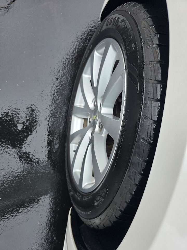 Chevrolet Malibu 4dr Sdn LTZ w/1LZ 2015