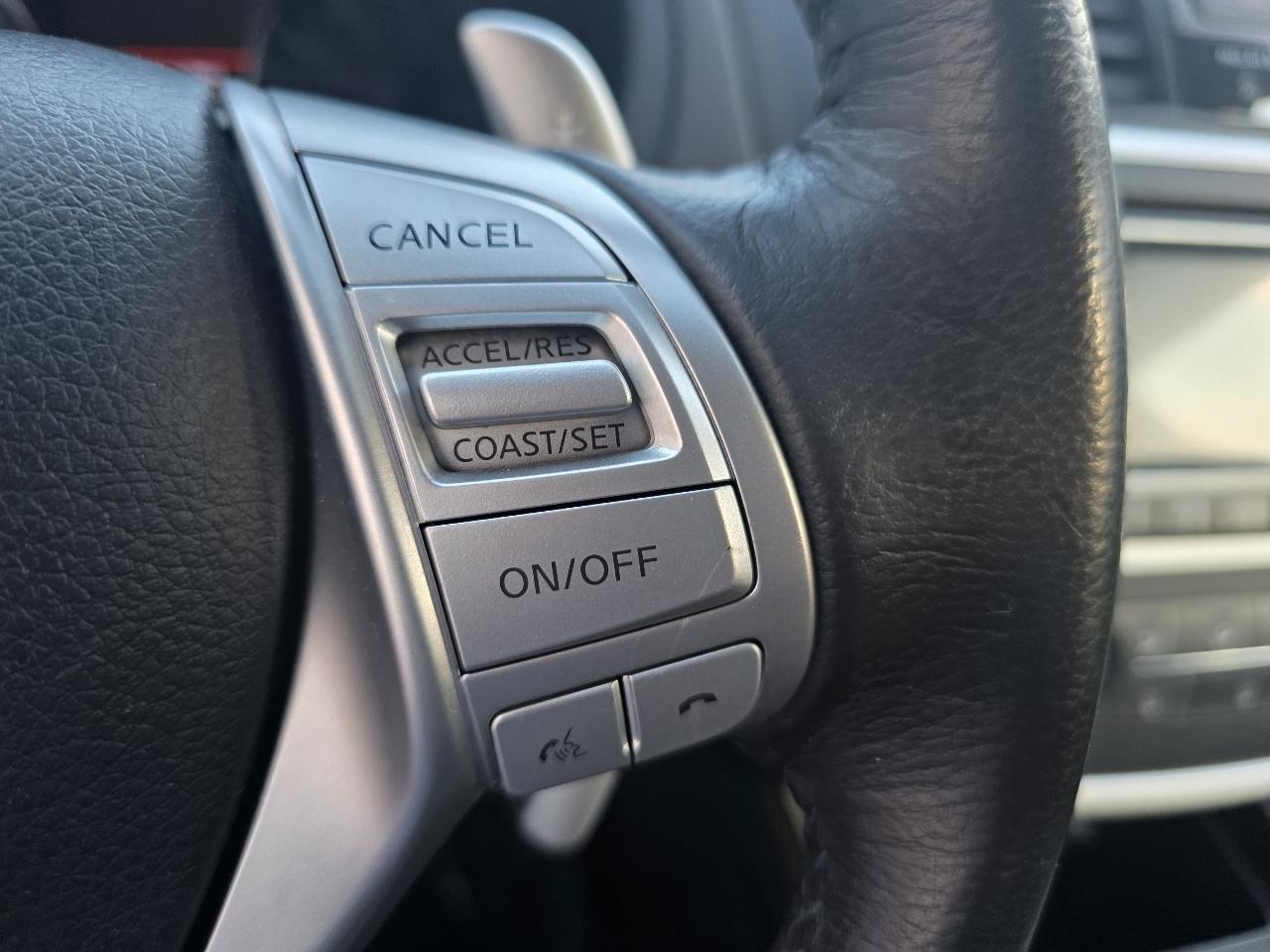 Nissan Maxima SV 3.5L *Ltd Avail* 2017