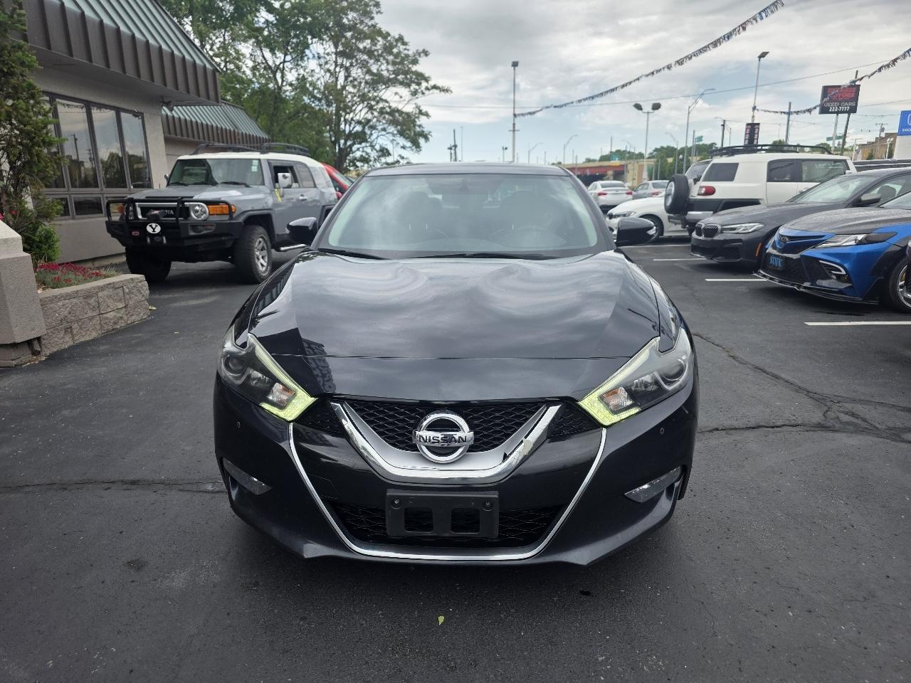 Nissan Maxima SV 3.5L *Ltd Avail* 2017