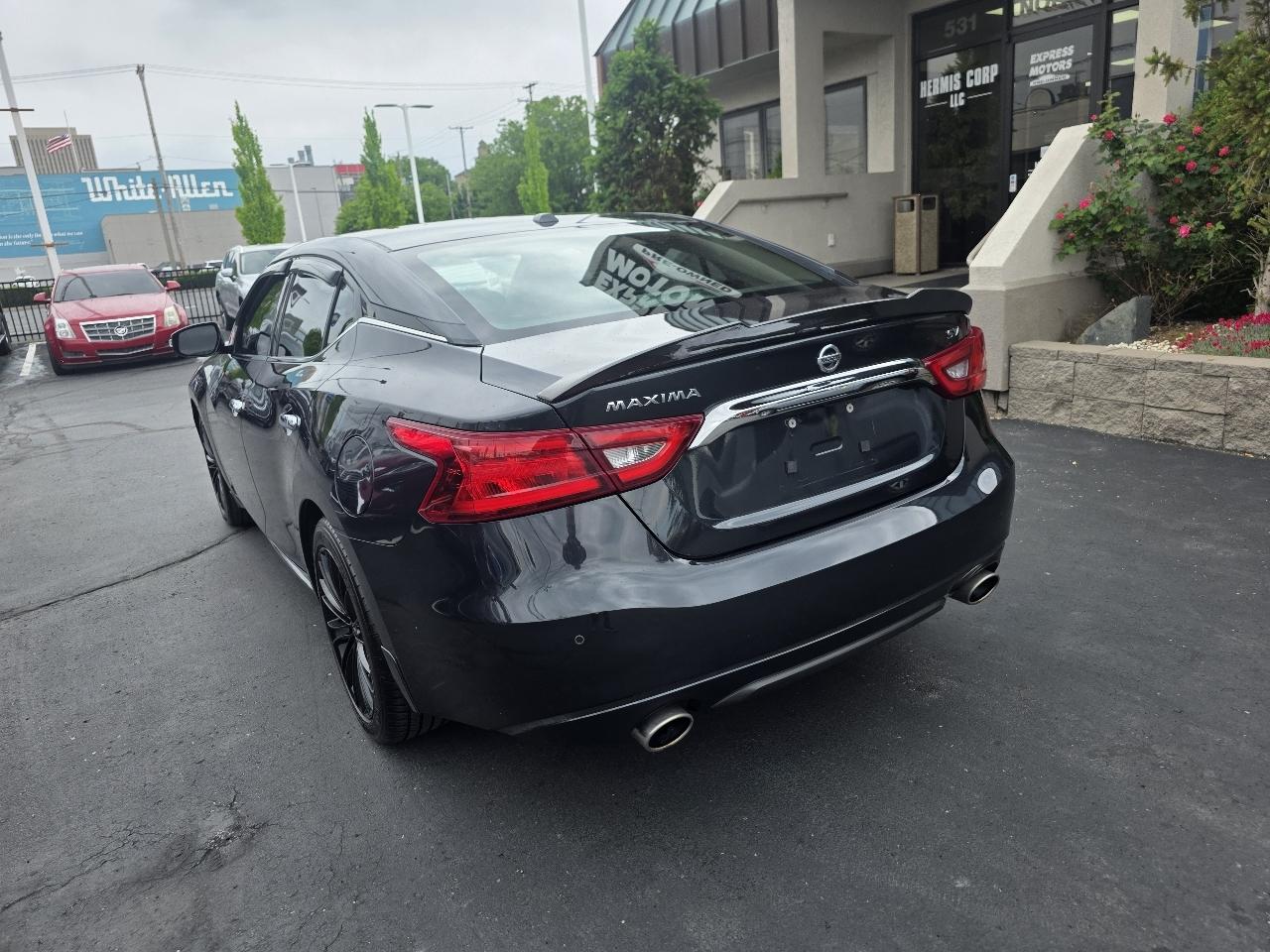 Nissan Maxima SV 3.5L *Ltd Avail* 2017