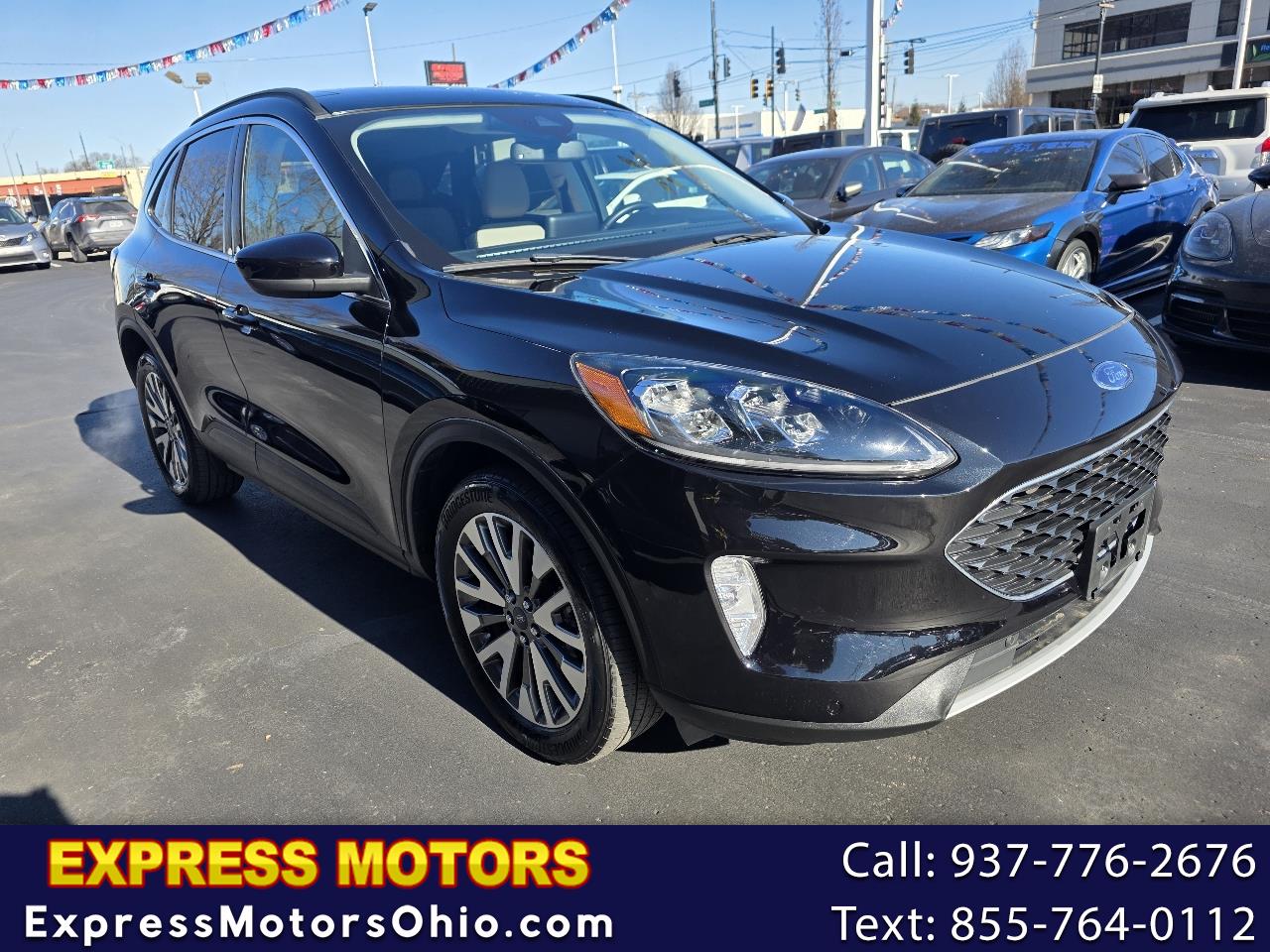 2022 Ford Escape Titanium Hybrid AWD