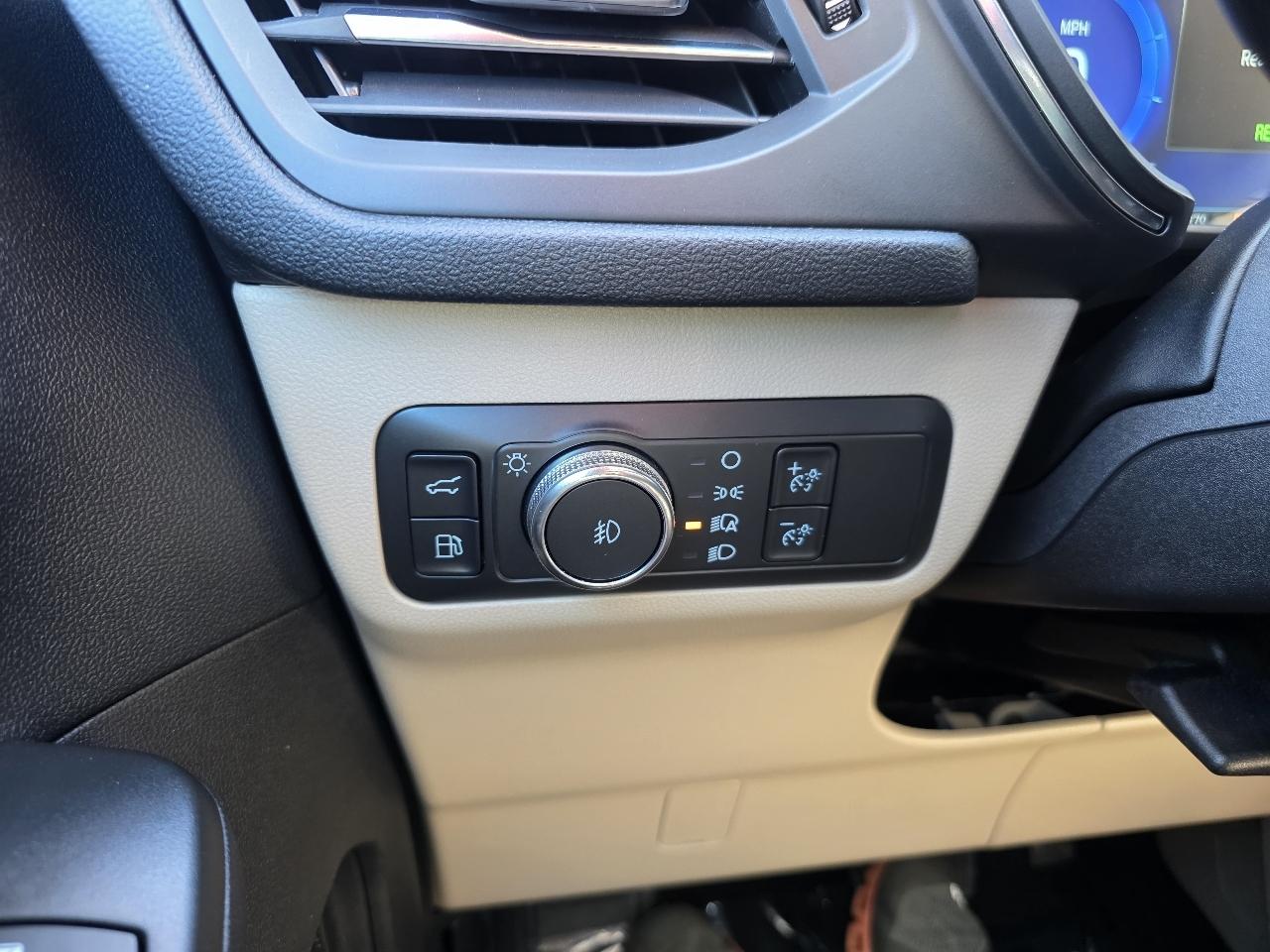 Ford Escape Titanium Hybrid AWD 2022