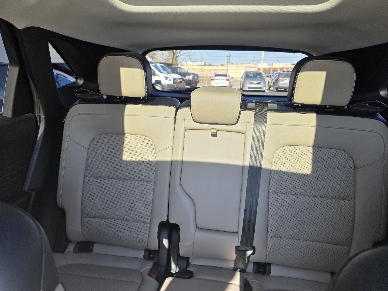 Ford Escape Titanium Hybrid AWD 2022