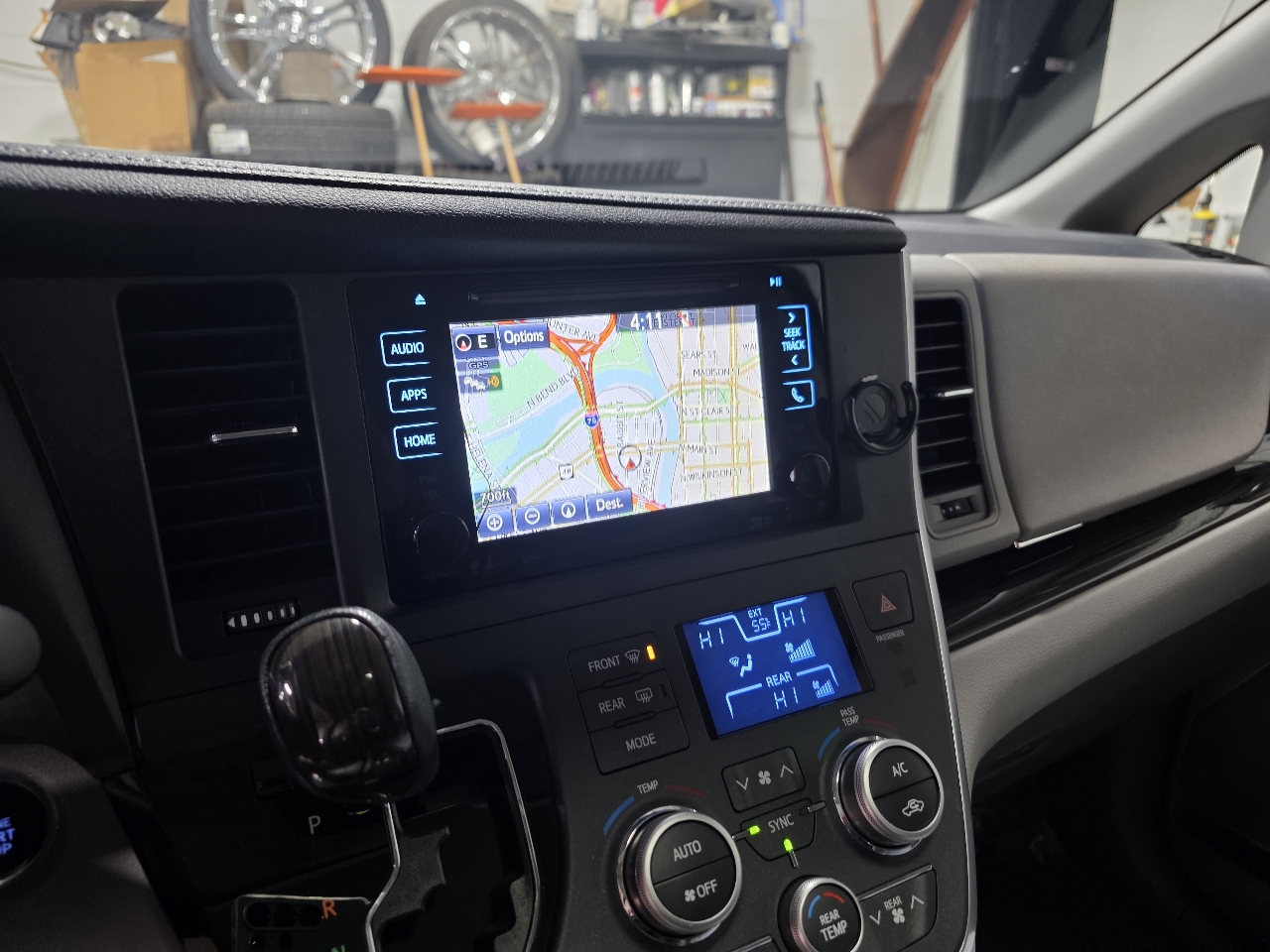 Toyota Sienna 5dr 7-Pass Van XLE Premium AWD (Natl) 2016