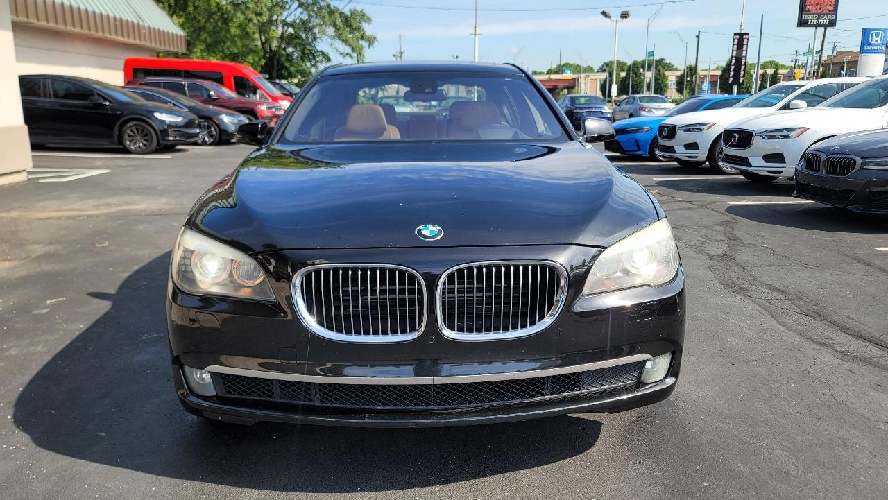 BMW 7 Series 4dr Sdn 750Li ActiveHybrid RWD 2011