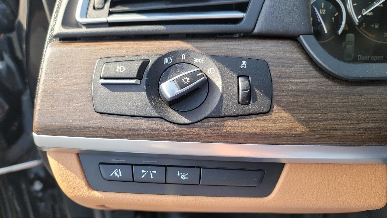 BMW 7 Series 4dr Sdn 750Li ActiveHybrid RWD 2011
