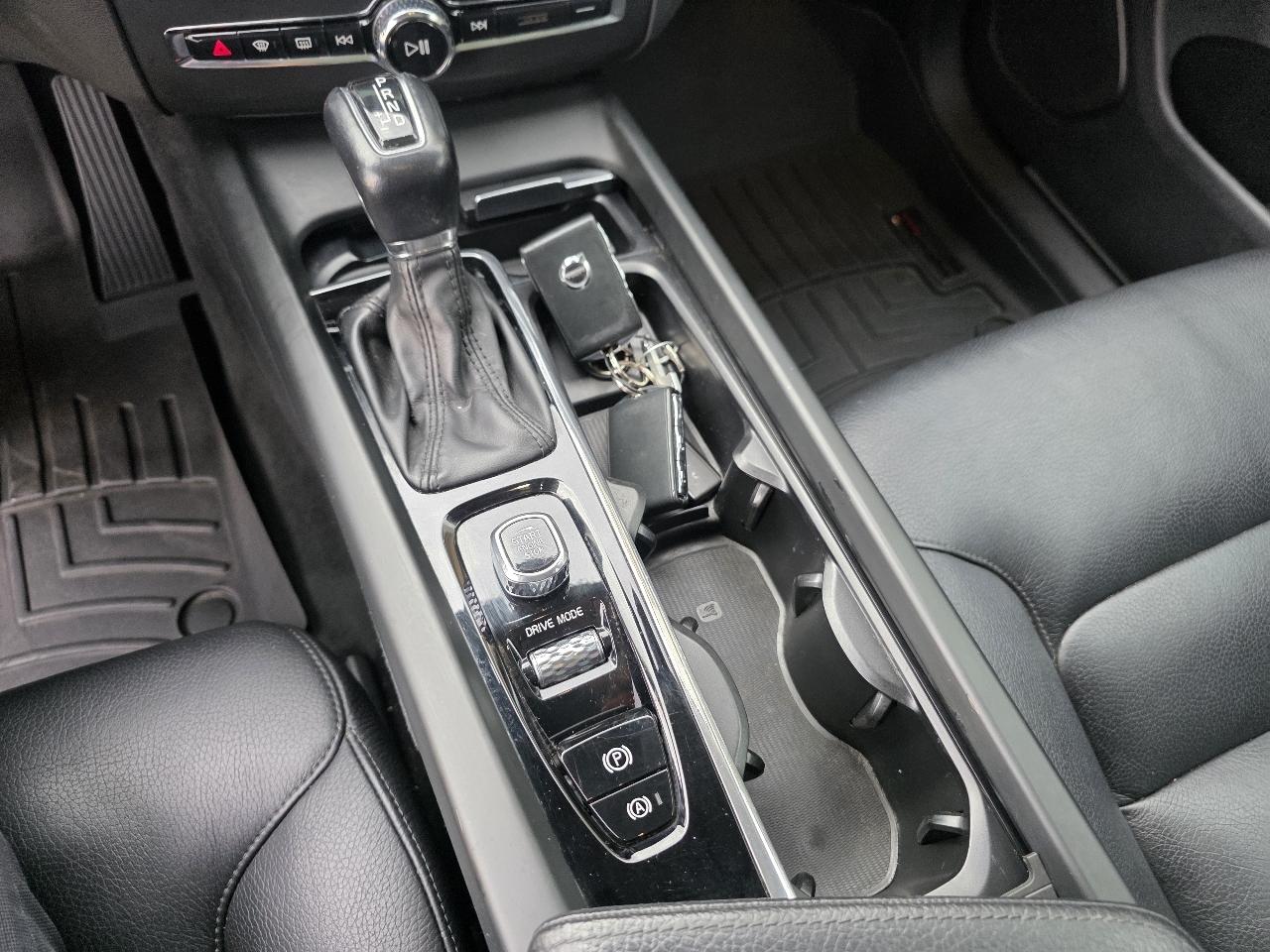 Volvo XC60 T5 AWD Momentum 2018